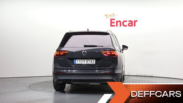 Volkswagen TIGUAN 2.0 TDI Premium купить на сайте DeffCars