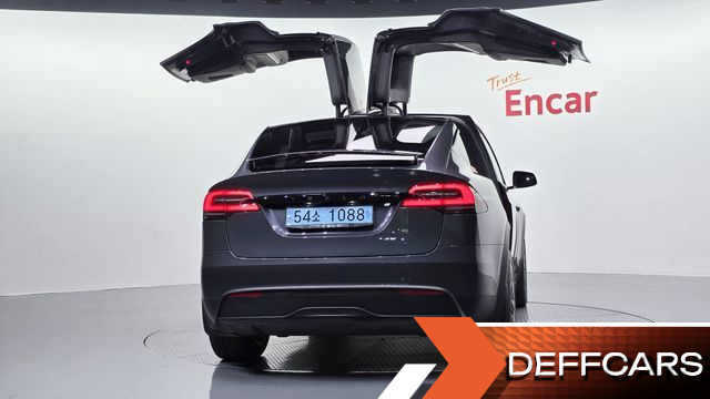 Tesla MODEL X AWD купить на сайте DeffCars