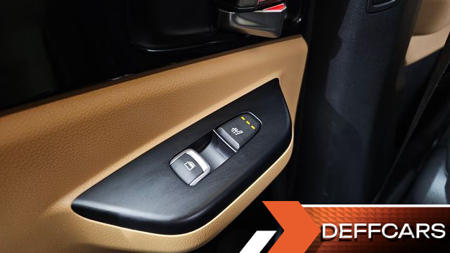 Kia CARNIVAL Gasoline 9-Seater Prestige купить на сайте DeffCars