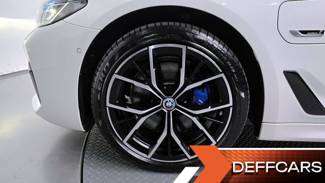 BMW 5-SERIES 530e M Sport купить на сайте DeffCars