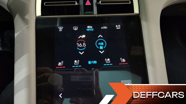 Porsche TAYCAN Base купить на сайте DeffCars