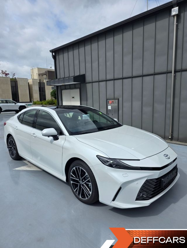 Toyota CAMRY 2.5 XLE Premium Hybrid купить на сайте DeffCars