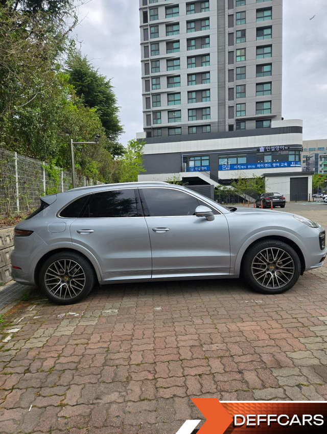 Porsche CAYENNE 3.0 купить на сайте DeffCars