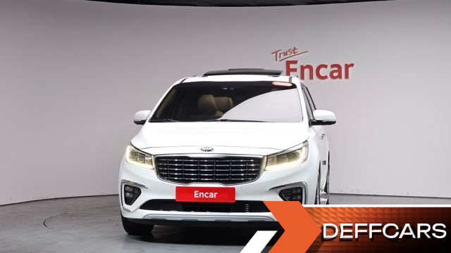 Kia CARNIVAL Gasoline 7-Seater Limousine President купить на сайте DeffCars