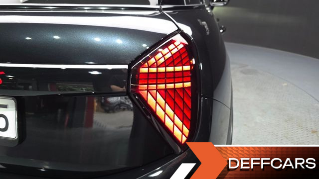 Mini COOPER 5 Door Favoured купить на сайте DeffCars