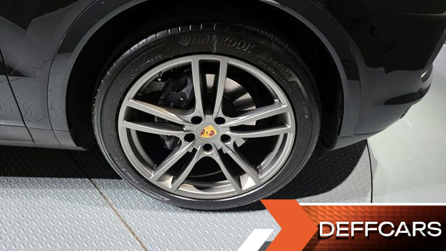 Porsche CAYENNE 3.0 PLATINUM EDITION купить на сайте DeffCars