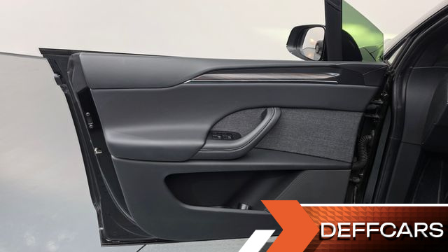 Tesla MODEL X AWD купить на сайте DeffCars