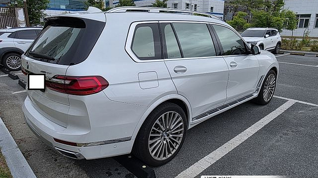 BMW X7 xDrive 40i Design Pure Excellence 7-Seater купить на сайте DeffCars