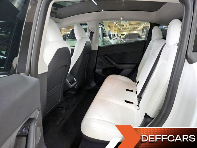 Tesla MODEL Y RWD купить на сайте DeffCars
