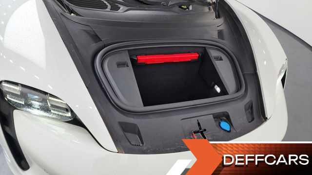 Porsche TAYCAN Base купить на сайте DeffCars