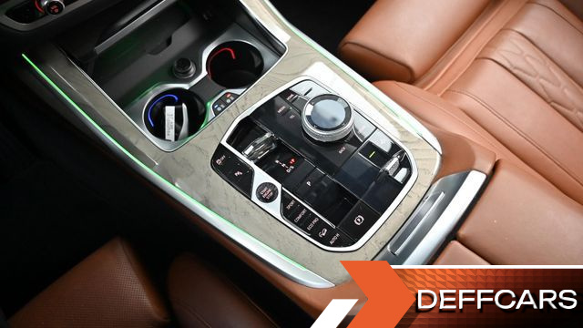 BMW X7 xDrive 40i Design Pure Excellence 7-Seater купить на сайте DeffCars