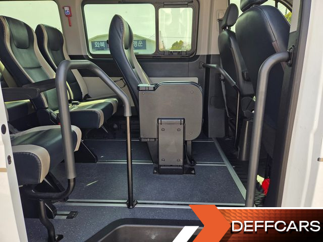 Hyundai SOLATI 15-seater Luxury купить на сайте DeffCars