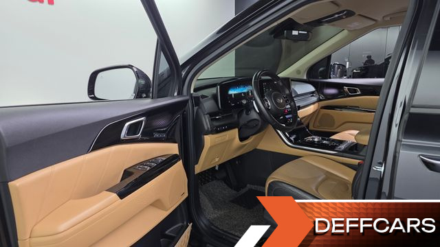 Kia CARNIVAL Gasoline 9-Seater Signature купить на сайте DeffCars