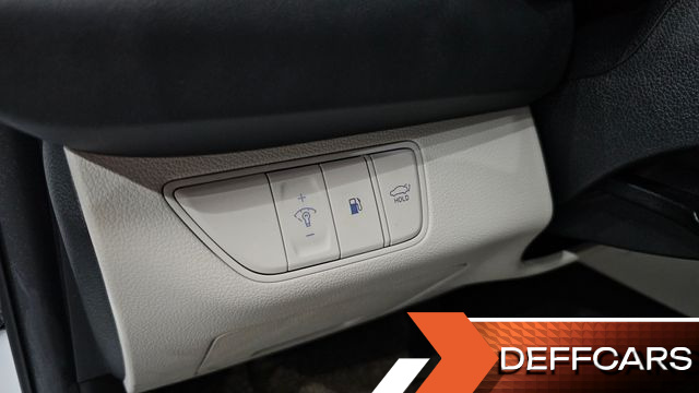 Genesis G70 Gasoline 2.0T 2WD купить на сайте DeffCars