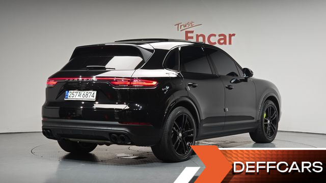 Porsche CAYENNE 3.0 E-HYBRID PLATINUM EDITION купить на сайте DeffCars