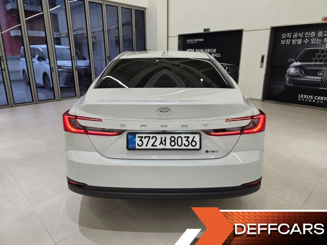 Toyota CAMRY 2.5 XLE Hybrid купить на сайте DeffCars