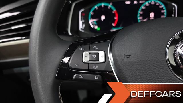 Volkswagen JETTA 1.4 TSI Prestige купить на сайте DeffCars
