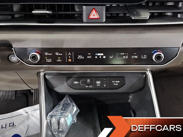 Kia CARNIVAL Gasoline 9-Seater Noblesse купить на сайте DeffCars