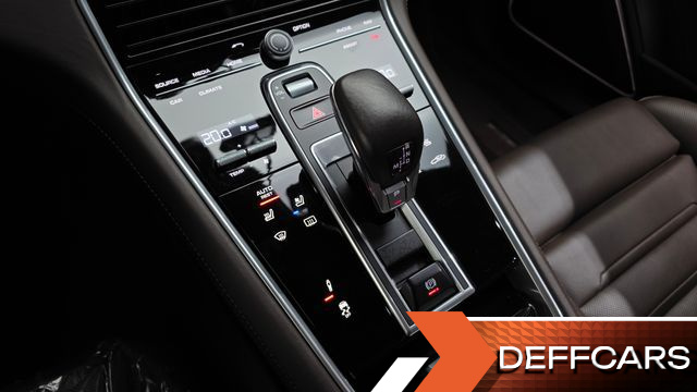 Porsche PANAMERA 3.0 AWD купить на сайте DeffCars