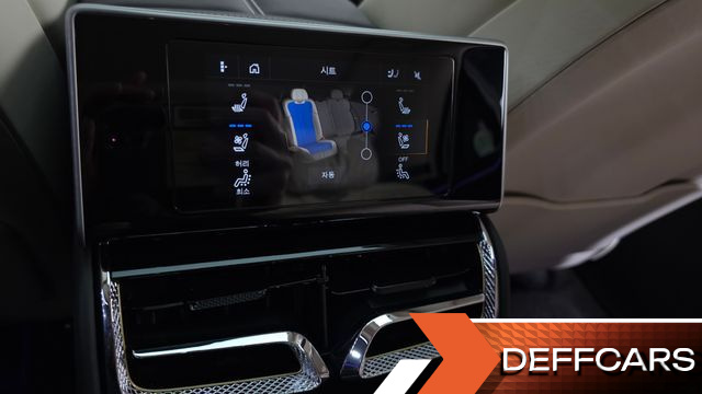 Bentley FLYING SPUR 4.0 Azure купить на сайте DeffCars
