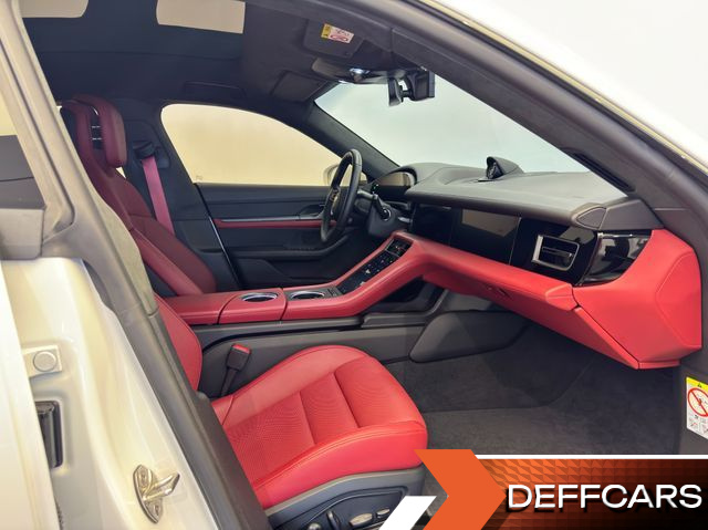 Porsche TAYCAN Turbo купить на сайте DeffCars