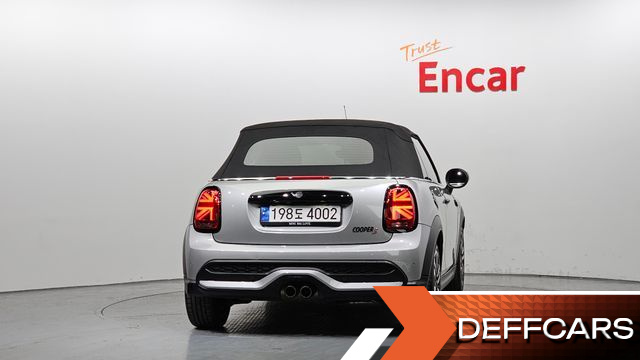 Mini COOPER CONVERTIBLE Classic Third Generation купить на сайте DeffCars