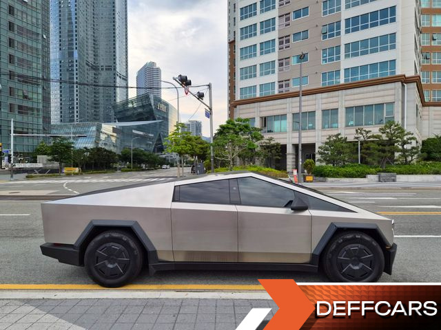 Tesla CYBERTRUCK Cyberbeast купить на сайте DeffCars