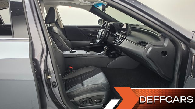 Lexus ES Executive купить на сайте DeffCars
