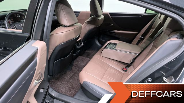 Lexus ES Luxury Plus купить на сайте DeffCars