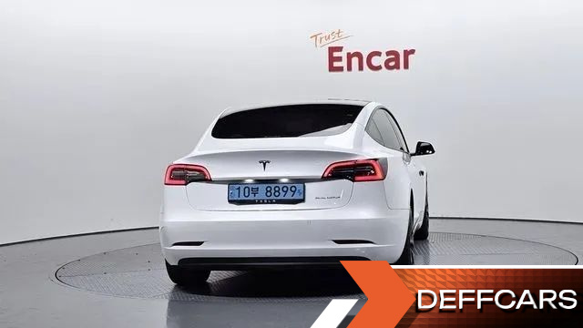 Tesla MODEL 3 Long Range AWD купить на сайте DeffCars