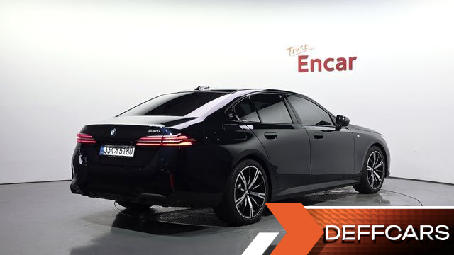 BMW 5-SERIES 530i xDrive M Sport купить на сайте DeffCars