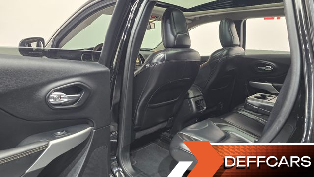Jeep CHEROKEE 2.4 Longitude AWD купить на сайте DeffCars