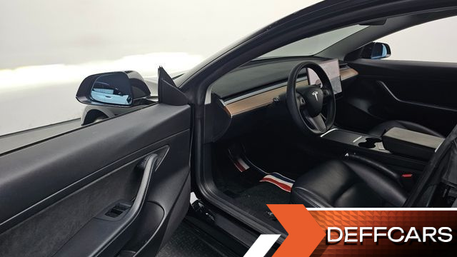 Tesla MODEL 3 Standard Range Plue RWD купить на сайте DeffCars