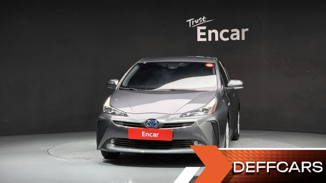 Toyota PRIUS 1.8 купить на сайте DeffCars