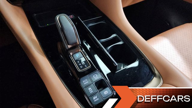 Toyota ALPHARD AWD купить на сайте DeffCars