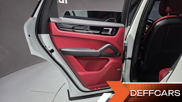 Porsche CAYENNE 3.0 купить на сайте DeffCars