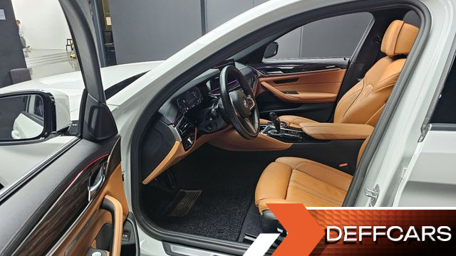 BMW 5-SERIES 520i M Sport купить на сайте DeffCars