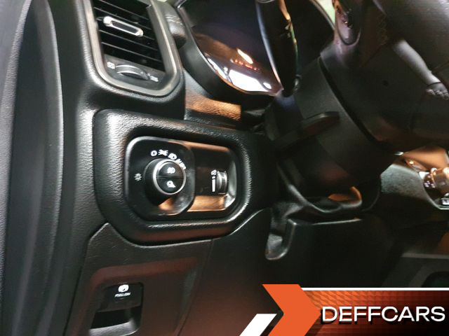 Dodge RAM PICK UP 5.7 купить на сайте DeffCars