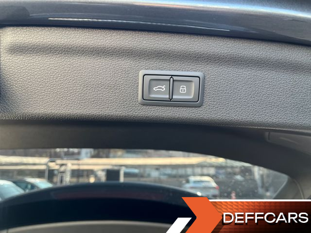 Audi Q3 40 TFSI Quattro Premium купить на сайте DeffCars