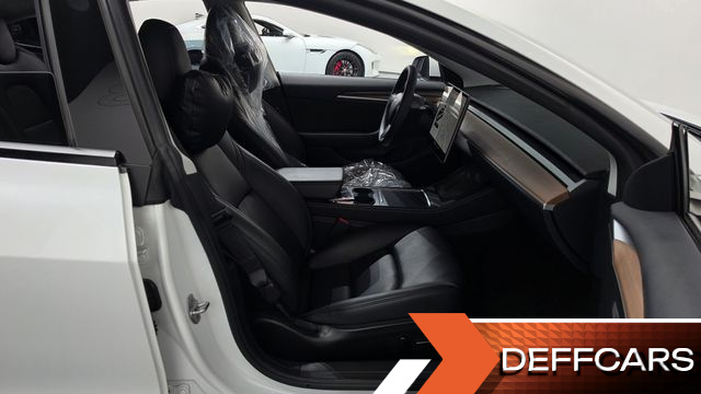 Tesla MODEL 3 Long Range AWD купить на сайте DeffCars