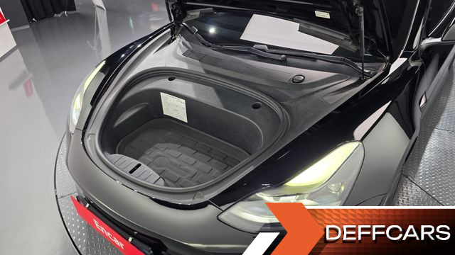 Tesla MODEL 3 Long Range AWD купить на сайте DeffCars
