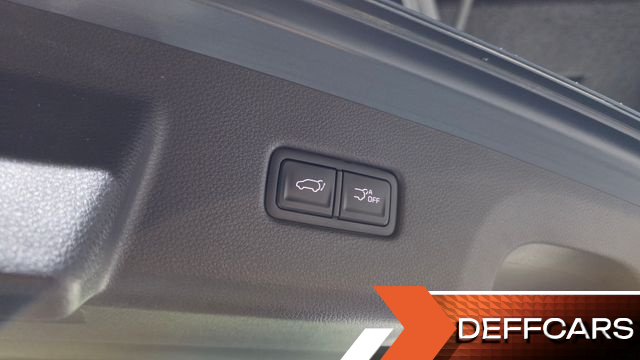 Kia CARNIVAL 9-Seater Signature купить на сайте DeffCars
