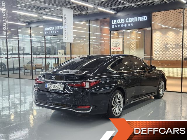 Lexus ES Executive купить на сайте DeffCars