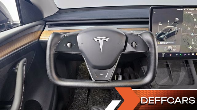 Tesla MODEL Y RWD купить на сайте DeffCars
