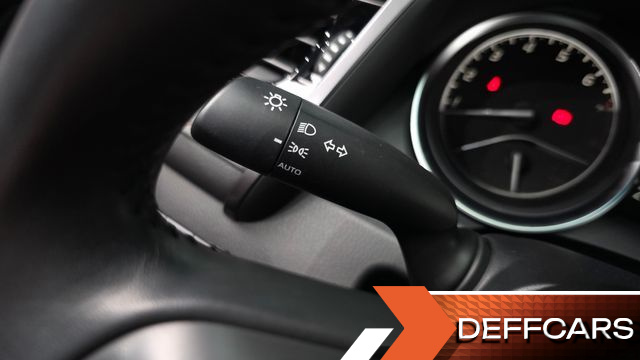 Toyota CAMRY 2.5 купить на сайте DeffCars