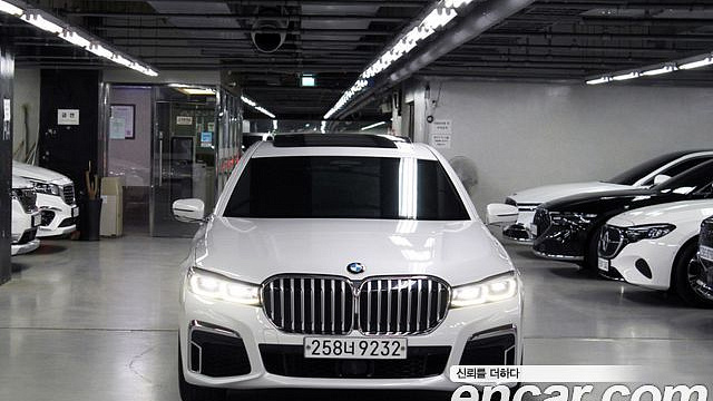 BMW 7-SERIES 740Li xDrive M Sport Package купить на сайте DeffCars