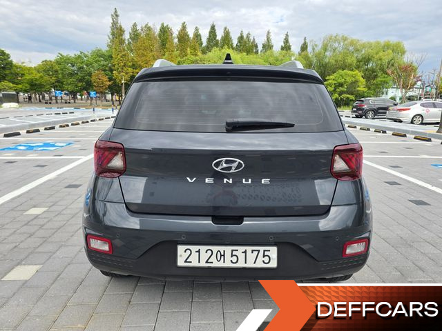 Hyundai VENUE 1.6 Flux купить на сайте DeffCars