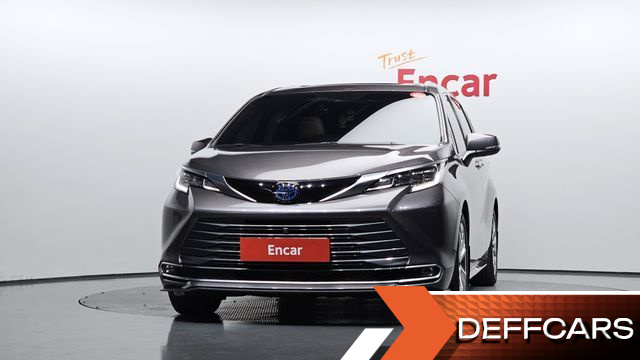 Toyota SIENNA 2.5 Hybrid 2WD купить на сайте DeffCars