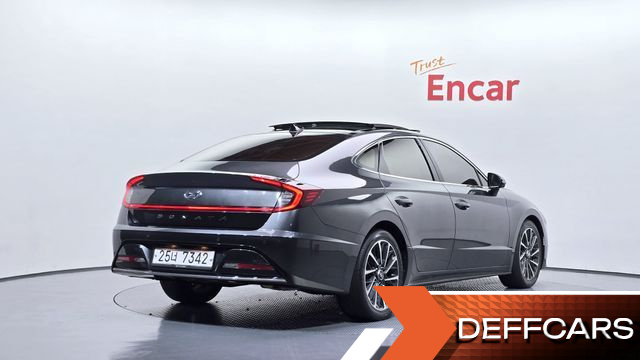 Hyundai SONATA 2.0 Inspiration купить на сайте DeffCars