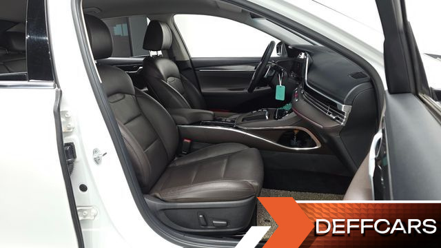 Hyundai GRANDEUR 2.5 Premium Choice купить на сайте DeffCars